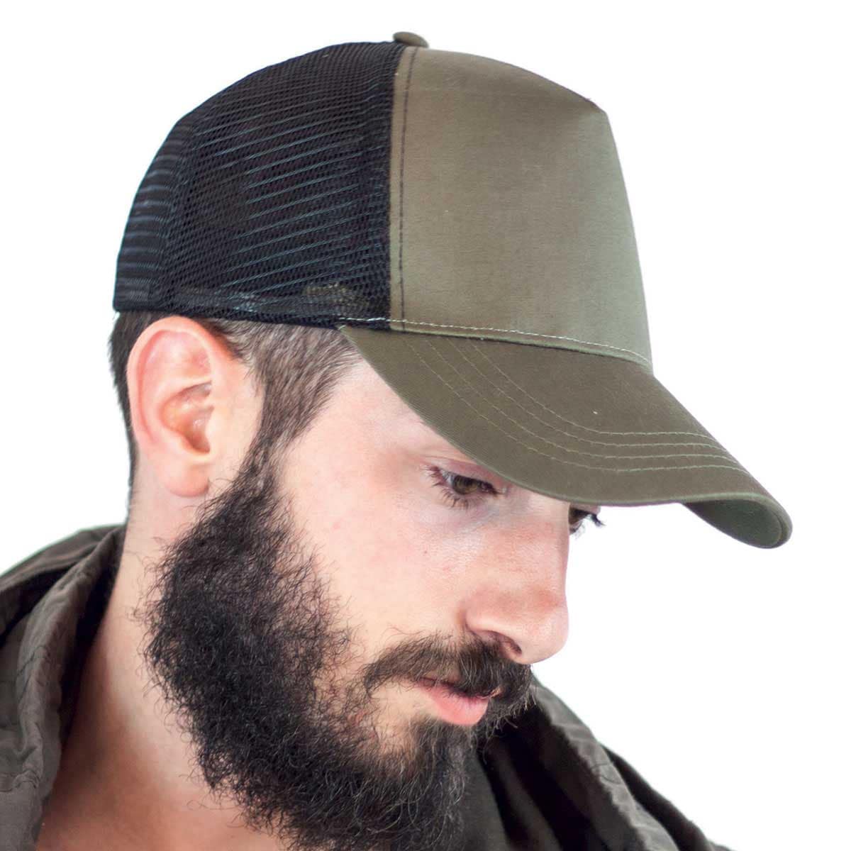 cappello trucker personalizzato con ricamo – ZIPP Ricami
